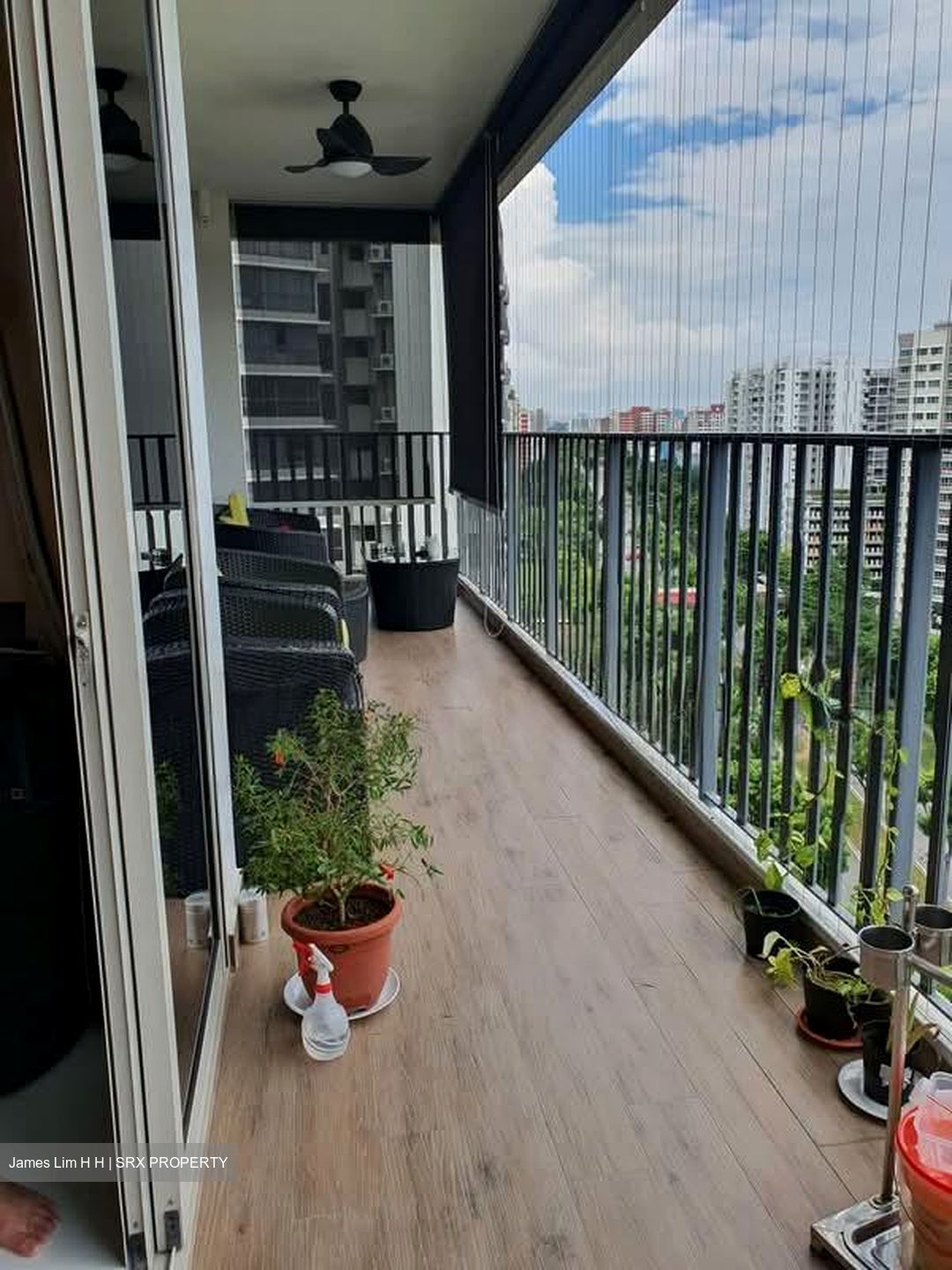 Hougang Avenue 8 (D19), Condominium #557284141